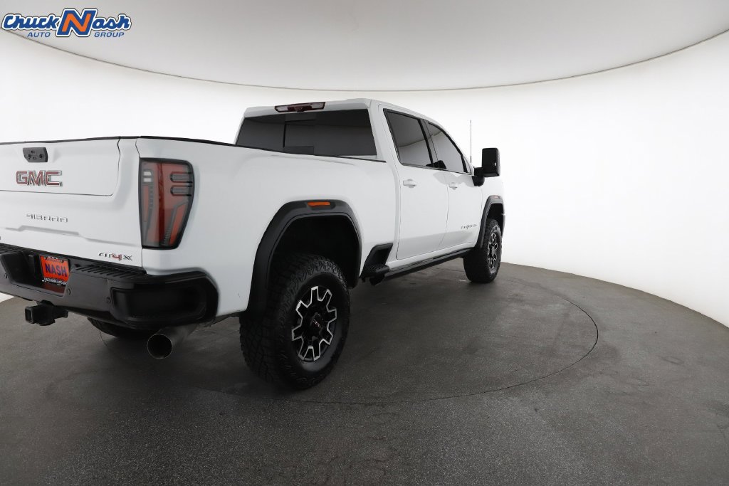 Used 2025 GMC Sierra 2500 AT4X AWD/4WD image 12