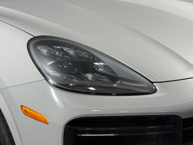 Used 2023 Porsche Cayenne Turbo AWD/4WD image 12