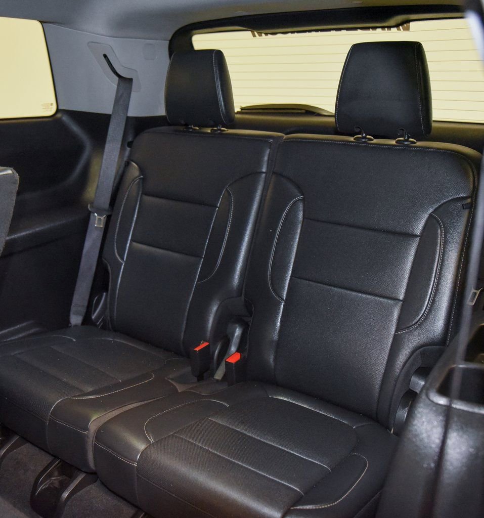 Used 2023 GMC Acadia SLT image 7