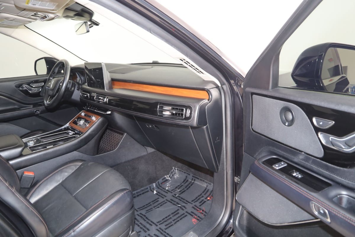 Used 2020 Lincoln Aviator Reserve w/ Class IV Trailer Tow Package AWD/4WD image 46