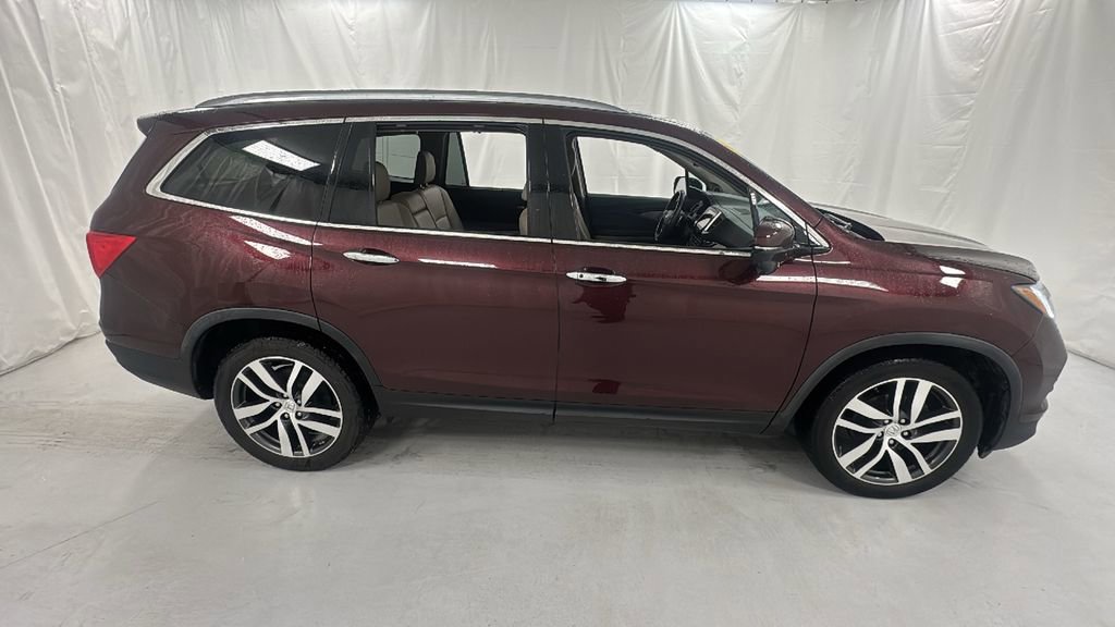 Used 2016 Honda Pilot Touring image 2