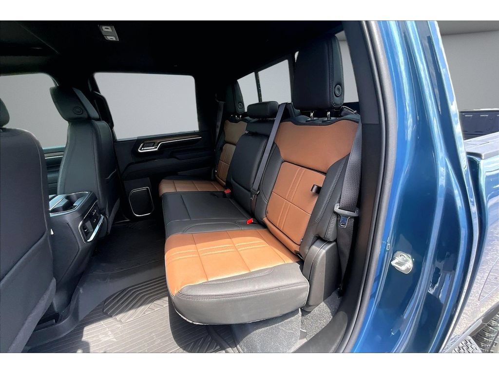 New 2026 Chevrolet Silverado 2500 High Country w/ High Country Premium Package AWD/4WD image 11