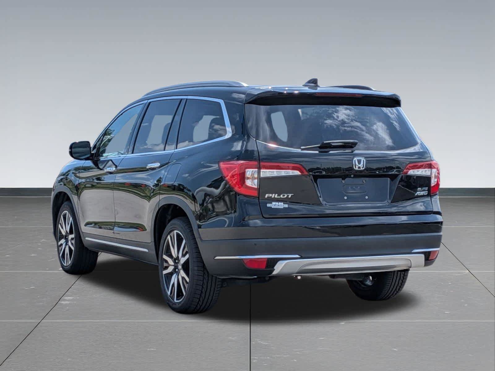 Used 2020 Honda Pilot Elite image 3