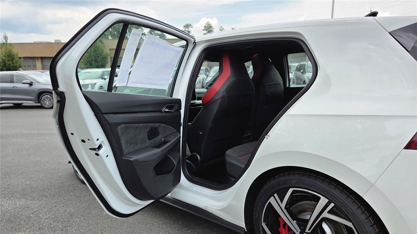 New 2026 Volkswagen GTI SE FWD image 23