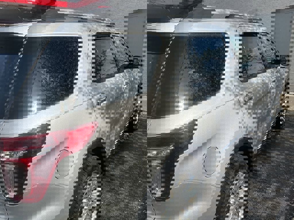 Used 2014 Ford Explorer XLT w/ Equipment Group 202A image 12