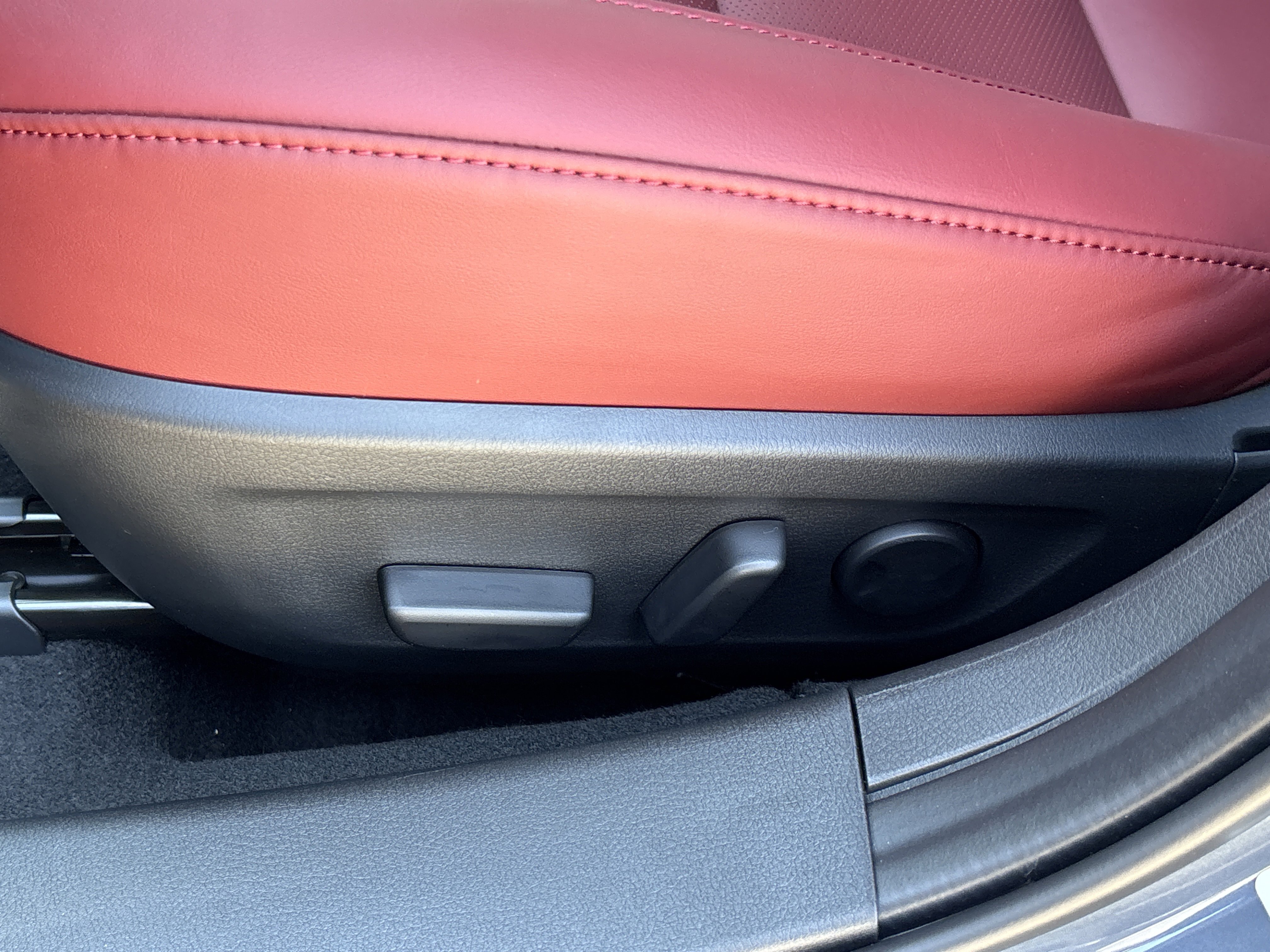 New 2026 MAZDA MAZDA3 Carbon image 18