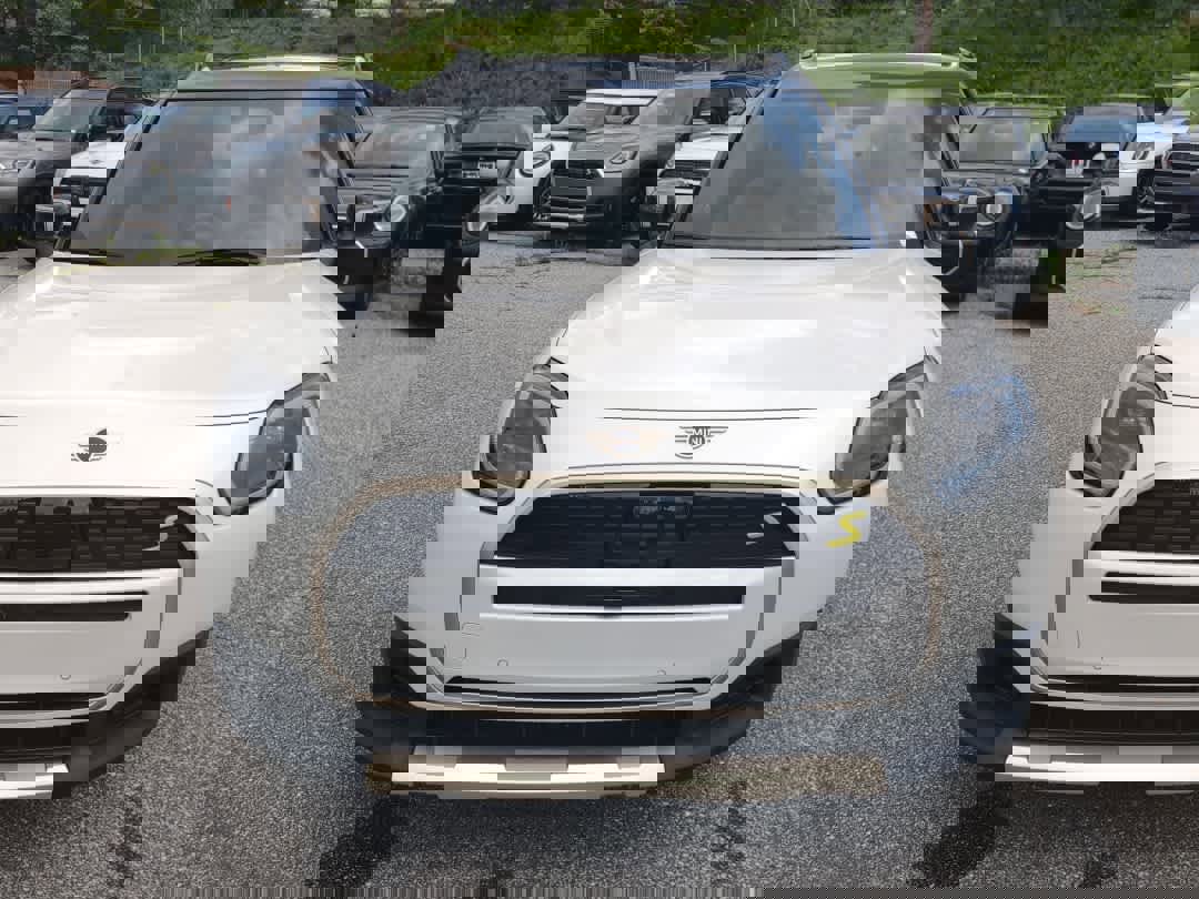 Used 2025 MINI Cooper Countryman SE w/ Comfort Package Max image 2