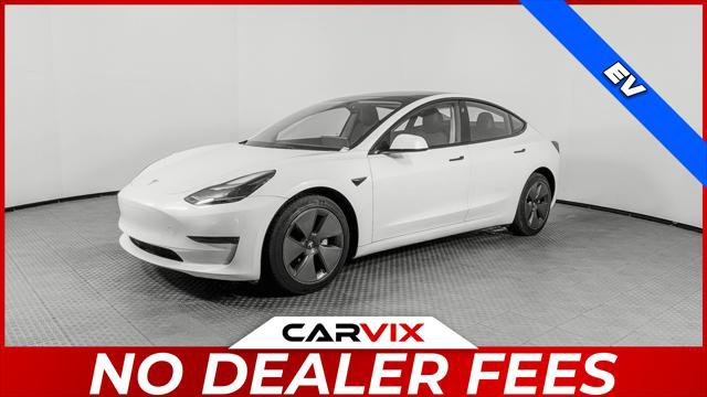 Used 2023 Tesla Model 3 Standard Range RWD image 1