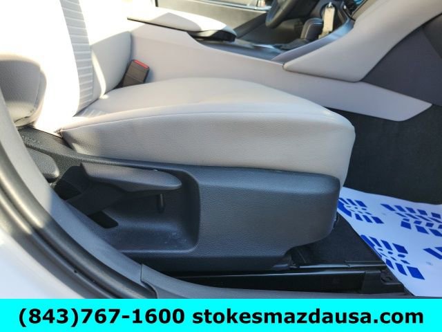 Used 2024 Toyota Camry SE FWD image 23