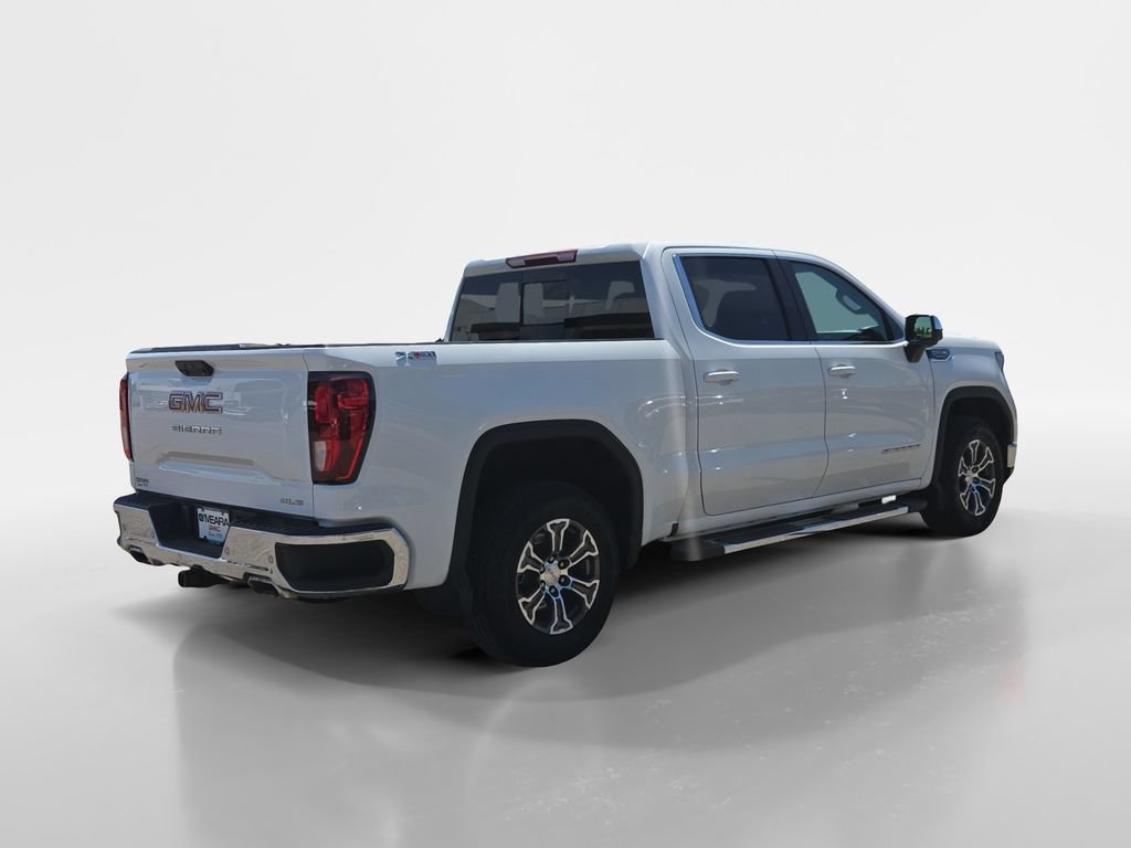 Used 2024 GMC Sierra 1500 SLE w/ Preferred Package AWD/4WD image 5