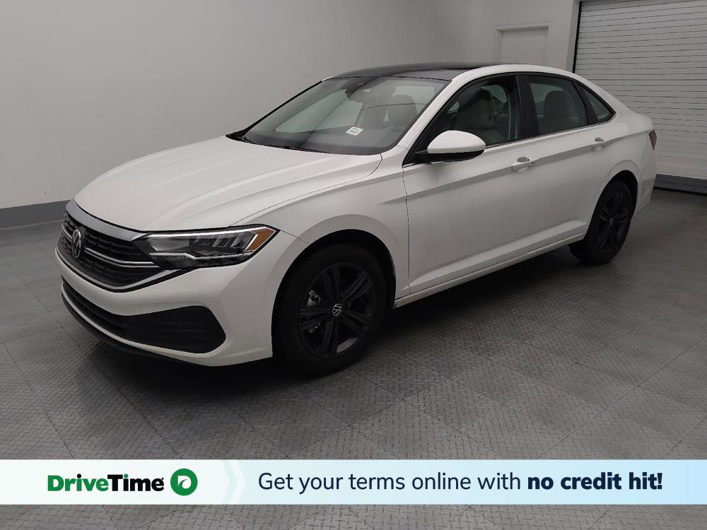 Used 2023 Volkswagen Jetta SE w/ Panoramic Sunroof Package