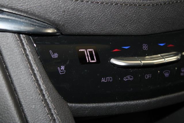 Certified 2023 Cadillac XT5 Premium Luxury w/ LPO, Floor Liner Package image 18