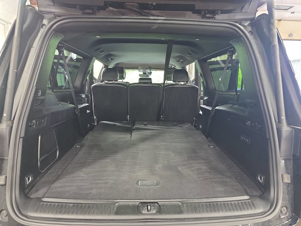 Used 2024 Jeep Wagoneer L Series II w/ Flexible Seating Group AWD/4WD image 14