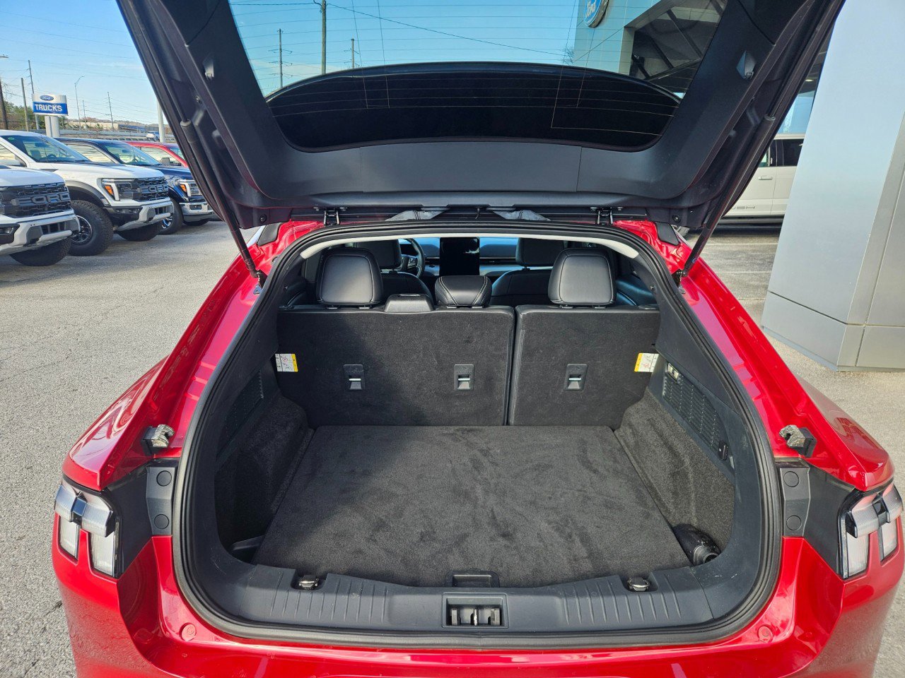 Used 2021 Ford Mustang Mach-E Select image 11