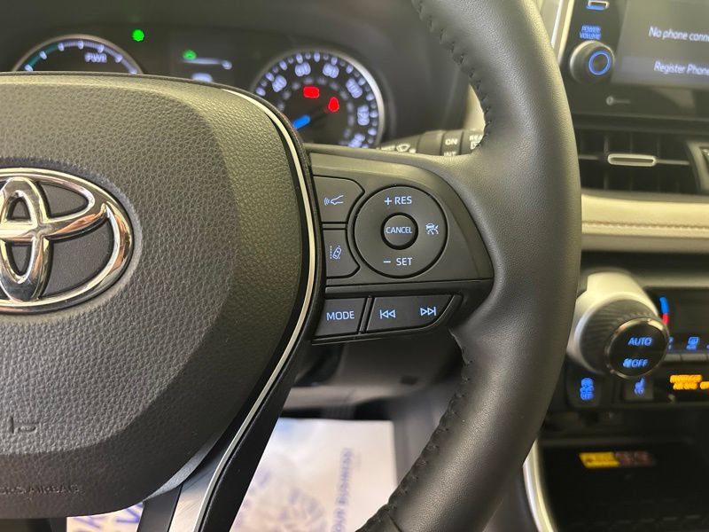 Used 2022 Toyota RAV4 XLE Premium AWD/4WD image 36