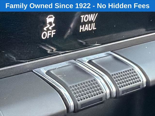 Certified 2024 RAM 1500 Laramie RWD image 32