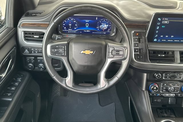 Used 2024 Chevrolet Tahoe Premier AWD/4WD image 16