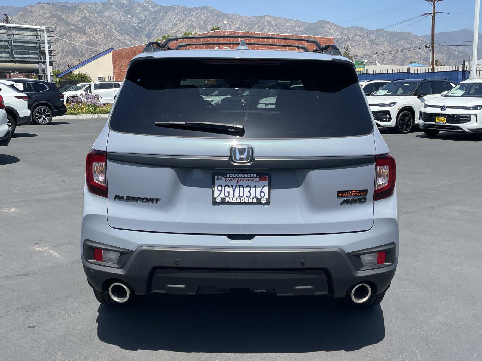 Used 2023 Honda Passport TrailSport image 5