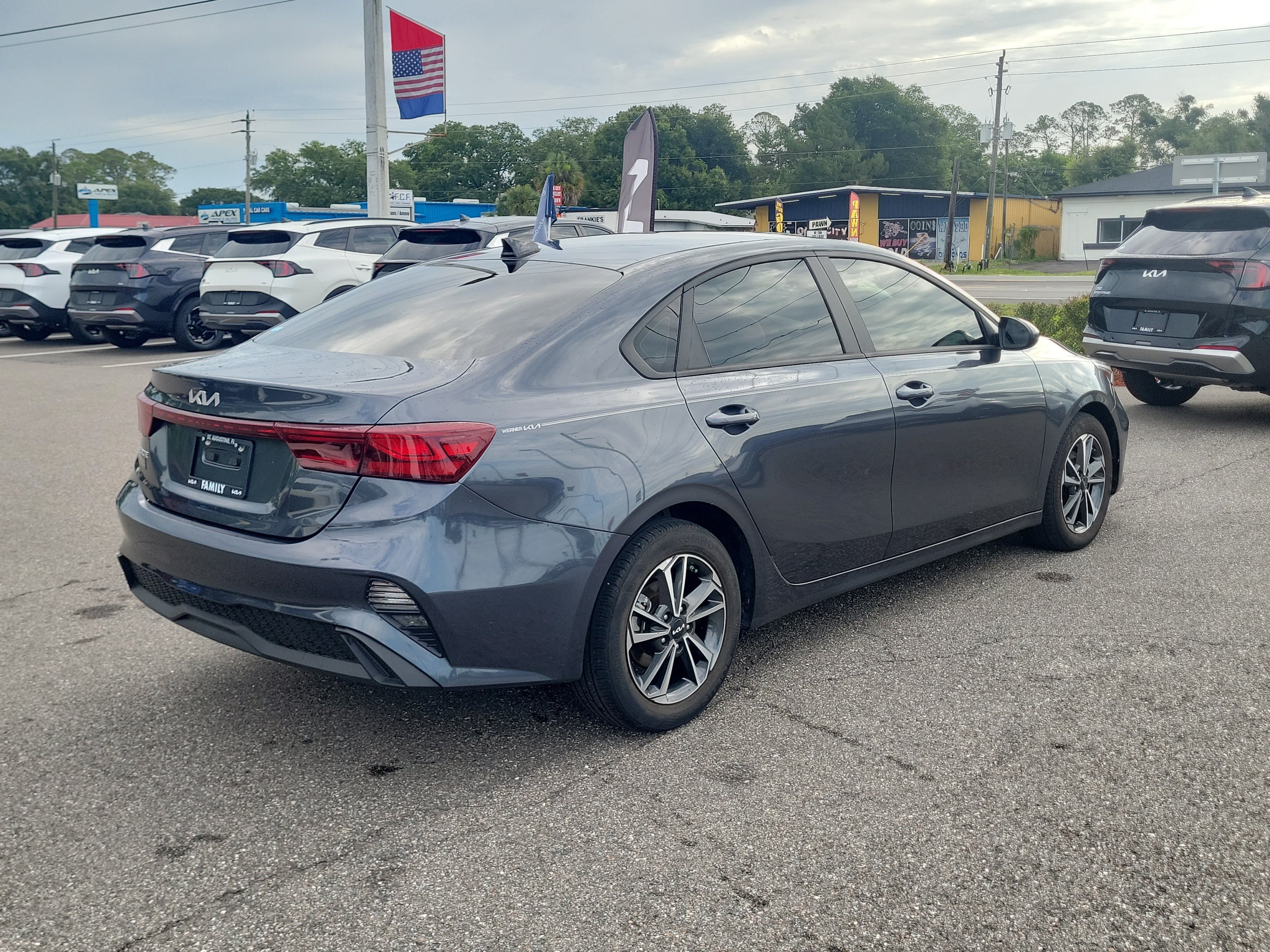 Certified 2024 Kia Forte LXS FWD image 6