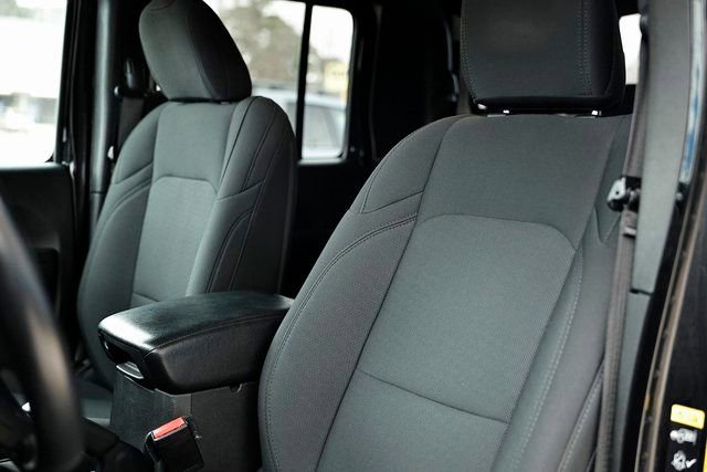 Used 2021 Jeep Gladiator Willys image 21