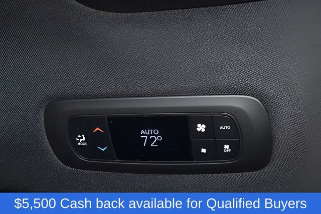 New 2026 Chrysler Pacifica Select FWD image 29