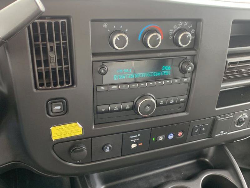 Used 2021 Chevrolet Express 4500 Extended w/ Power Convenience Package RWD image 11