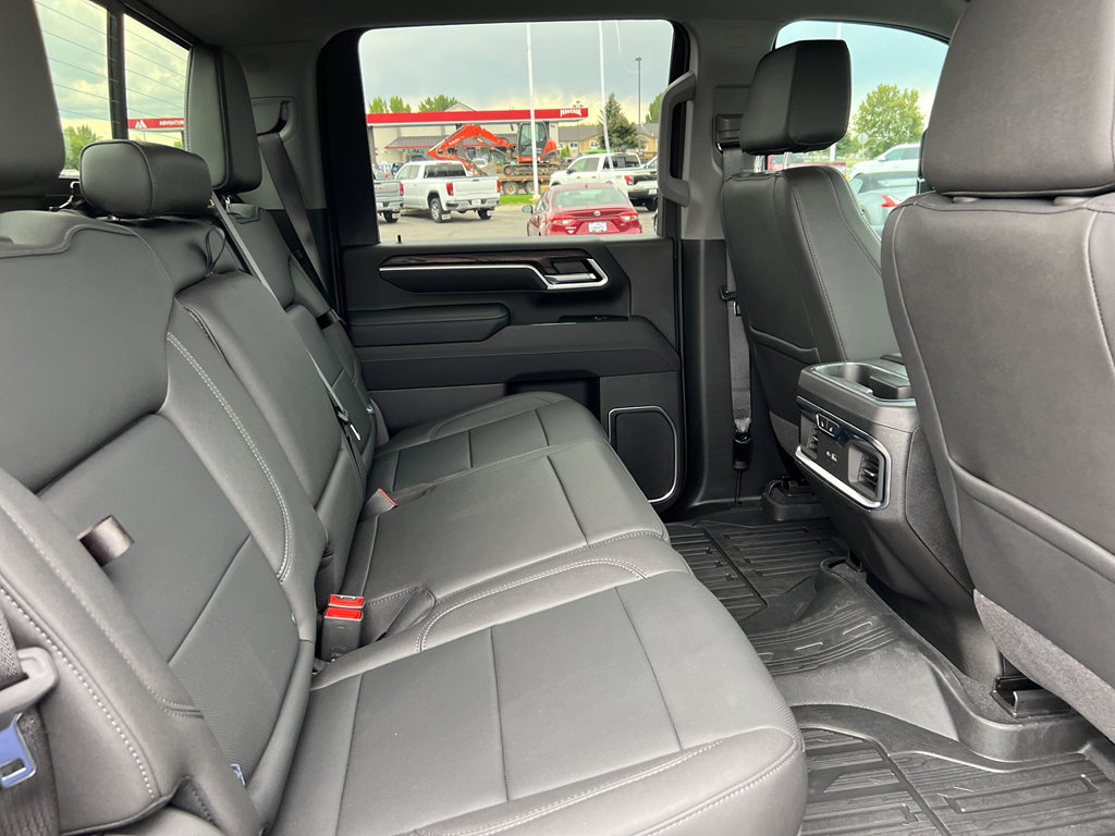 New 2025 GMC Sierra 3500 SLT w/ SLT Premium Package image 24