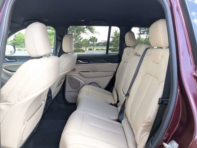 New 2026 Jeep Grand Cherokee Limited AWD/4WD image 14