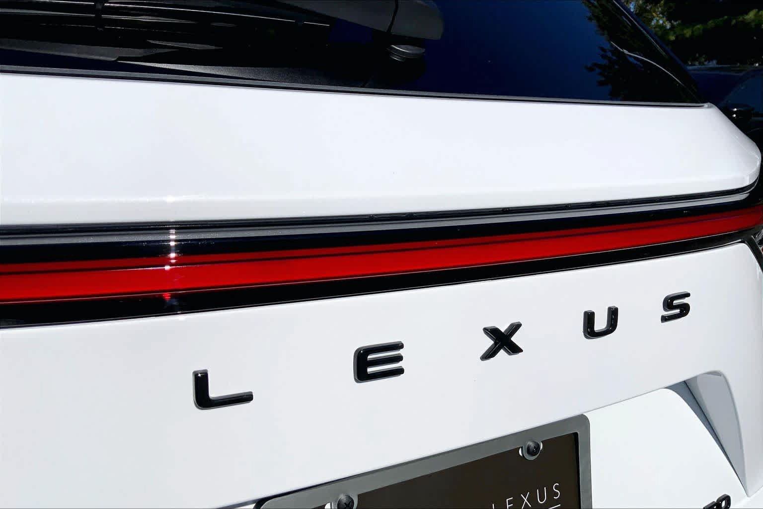 Certified 2026 Lexus NX 350 AWD w/ Accessory Package (2T) image 31