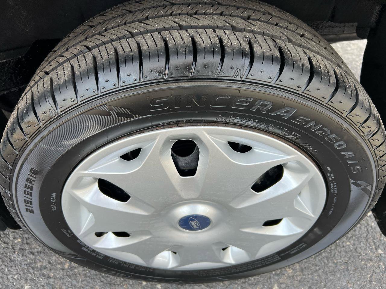 Used 2016 Ford Transit Connect XLT FWD image 9