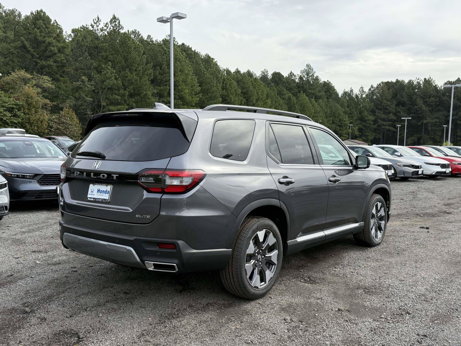 New 2026 Honda Pilot Elite image 2