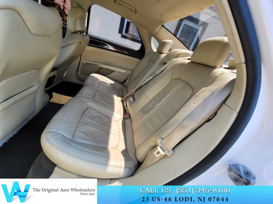 Used 2014 Lincoln MKZ FWD image 14