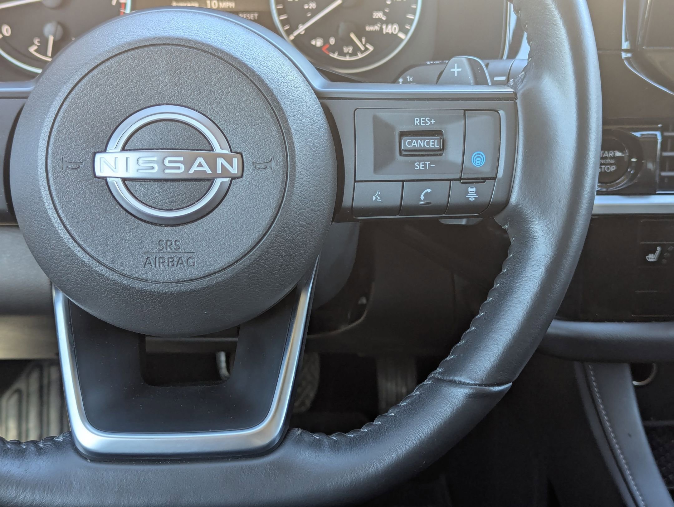 Used 2025 Nissan Pathfinder SV image 22