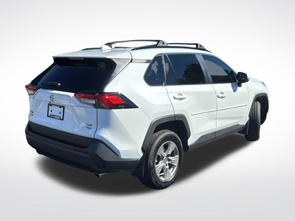 Used 2025 Toyota RAV4 XLE w/ Convenience Package AWD/4WD image 7