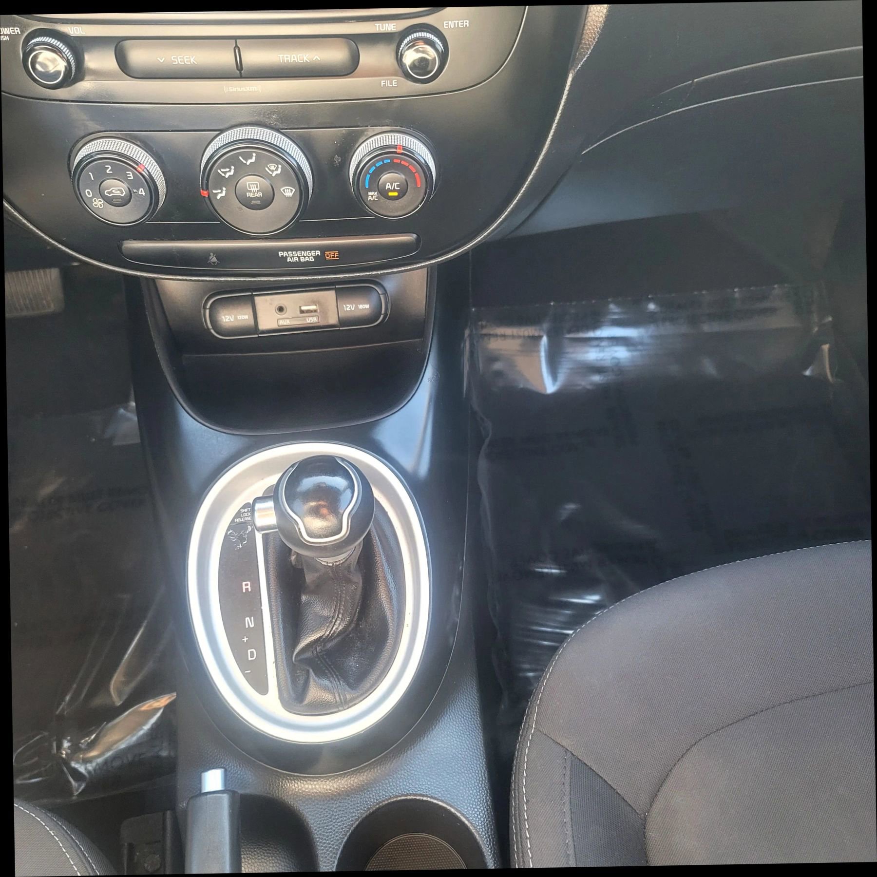 Used 2019 Kia Soul image 17