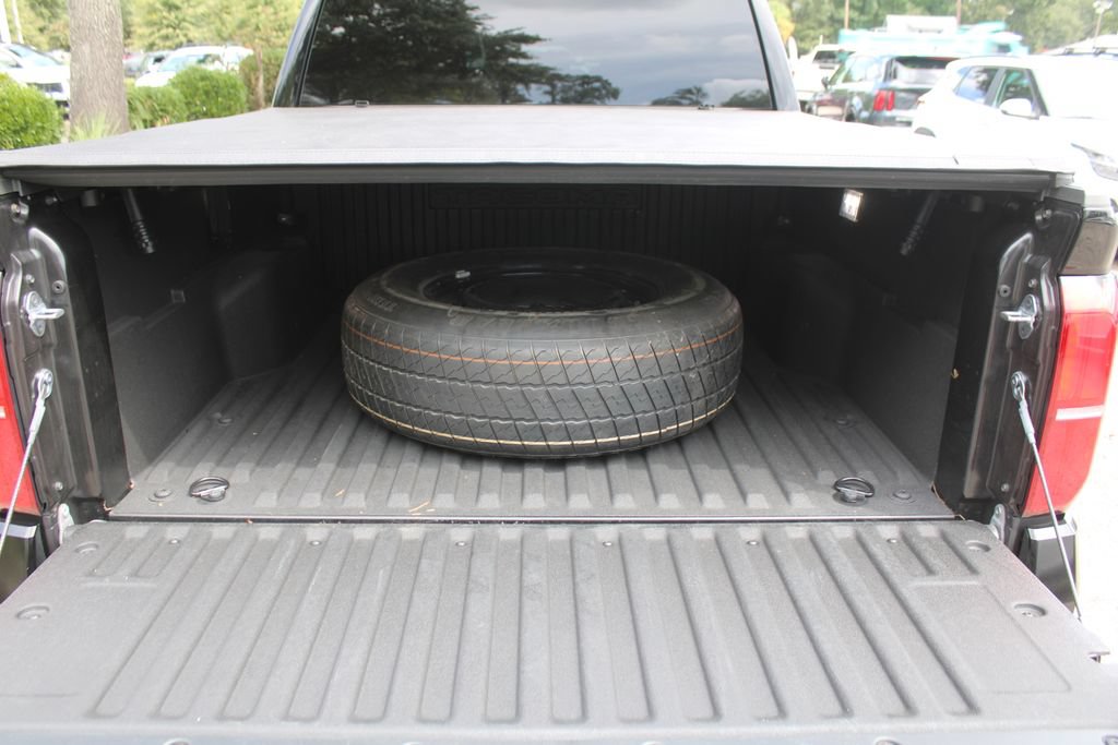Used 2024 Toyota Tacoma TRD Sport AWD/4WD image 14