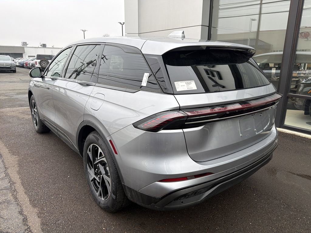 New 2026 Lincoln Nautilus Premier w/ Equipment Group 102A image 2