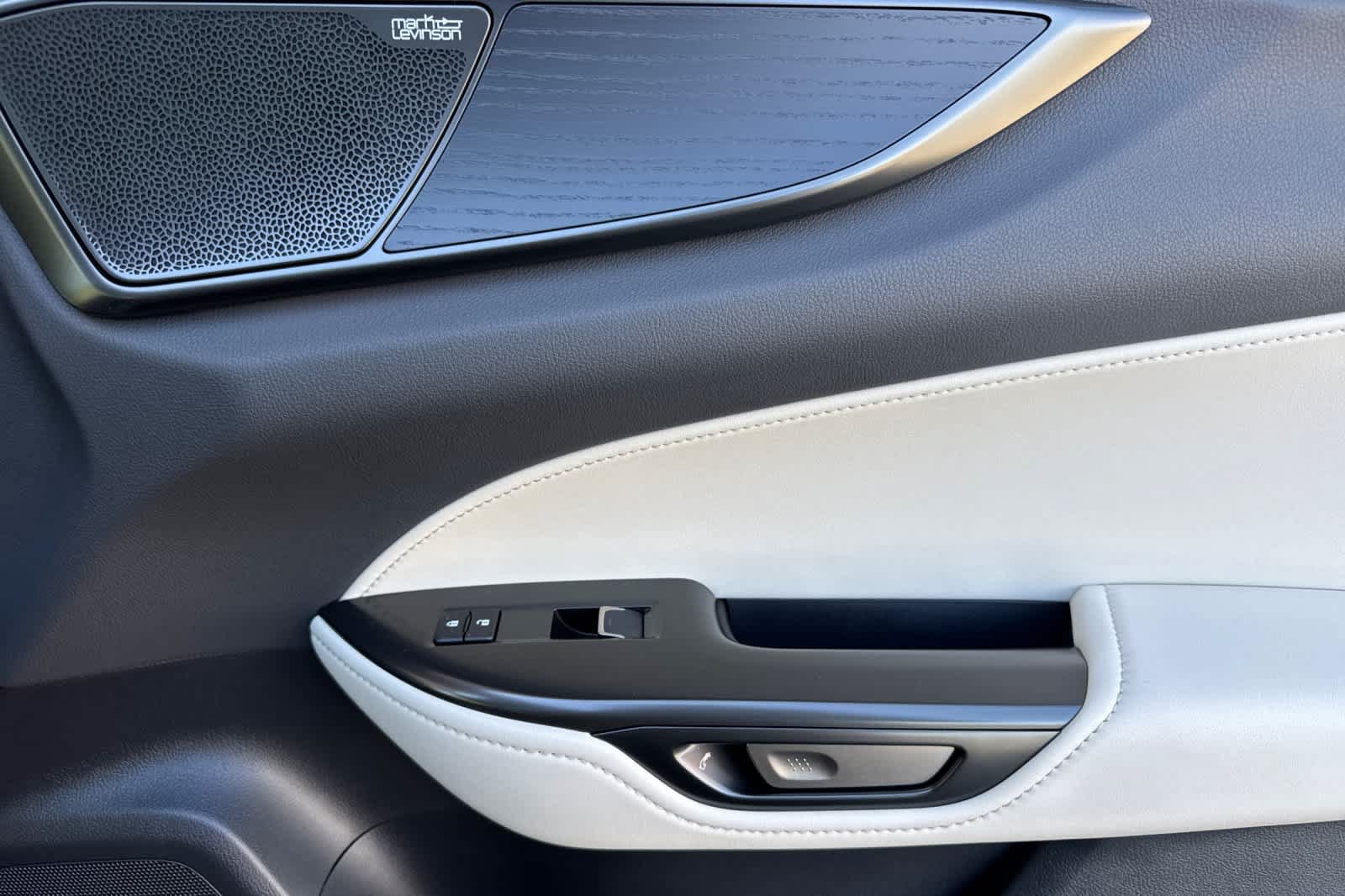 New 2026 Lexus NX 450h+ AWD w/ Accessory Package (Z1) image 19