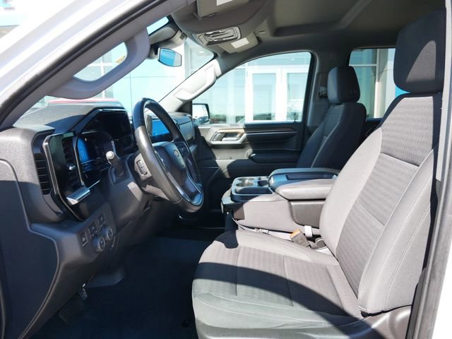 Used 2023 Chevrolet Silverado 1500 LT AWD/4WD image 7