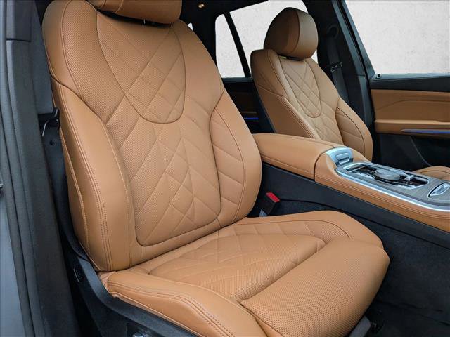 Certified 2025 BMW X5 xDrive40i w/ Parking Assistance Package image 22