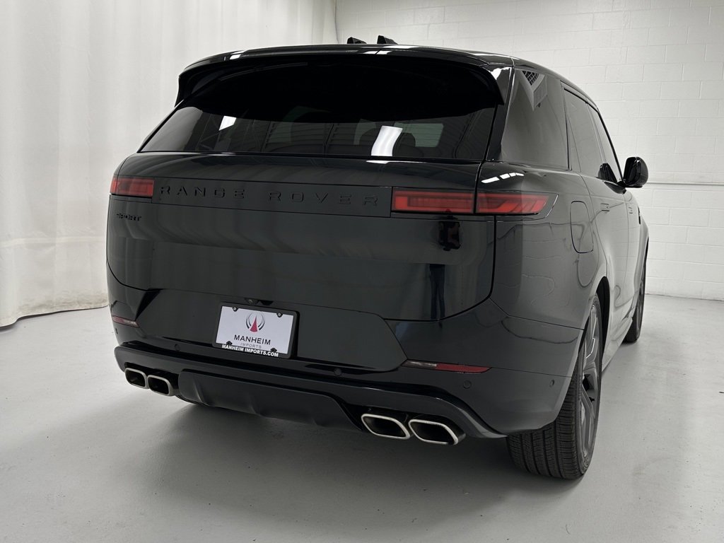 Used 2025 Land Rover Range Rover Sport Dynamic SE image 6