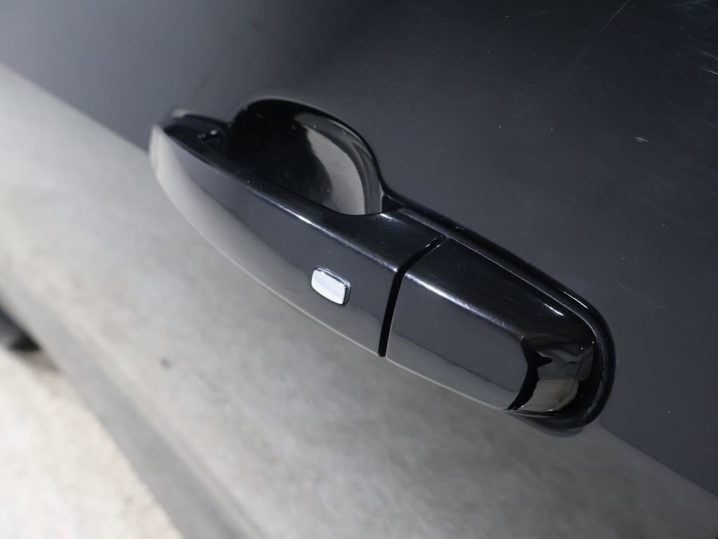 Used 2021 Chevrolet Blazer LT w/ LPO, Black Accent Package image 10