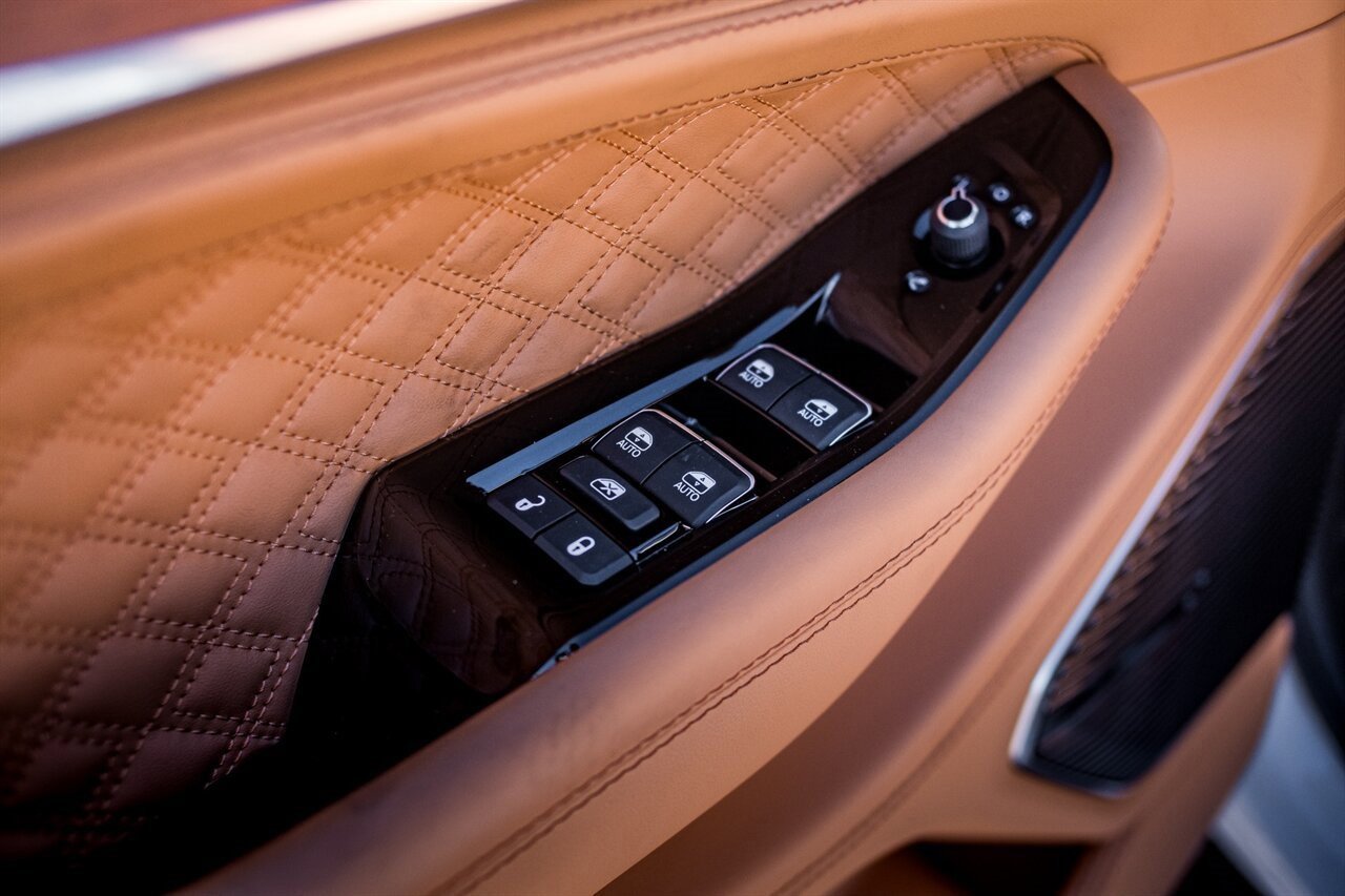 Used 2025 Jeep Grand Cherokee L Summit image 14