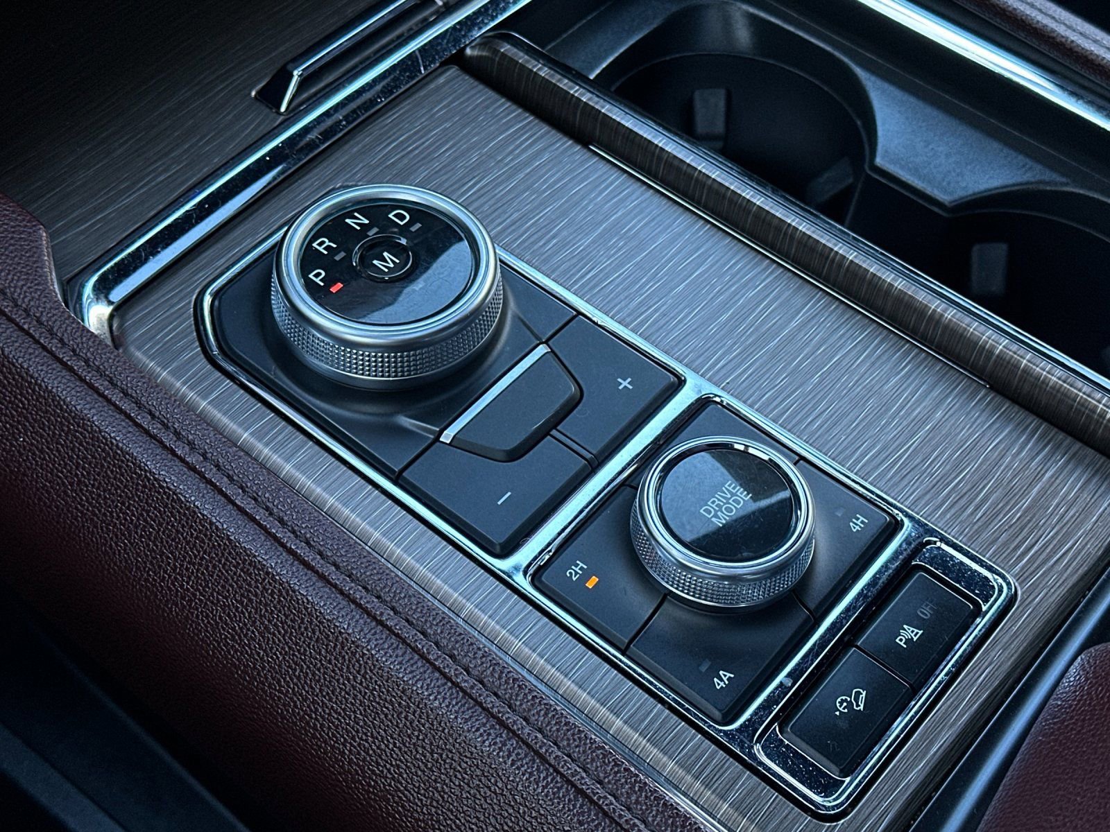 Used 2024 Ford Expedition Max Limited image 28