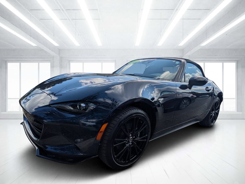 Certified 2025 MAZDA MX-5 Miata Club w/ Interior Package RWD image 5