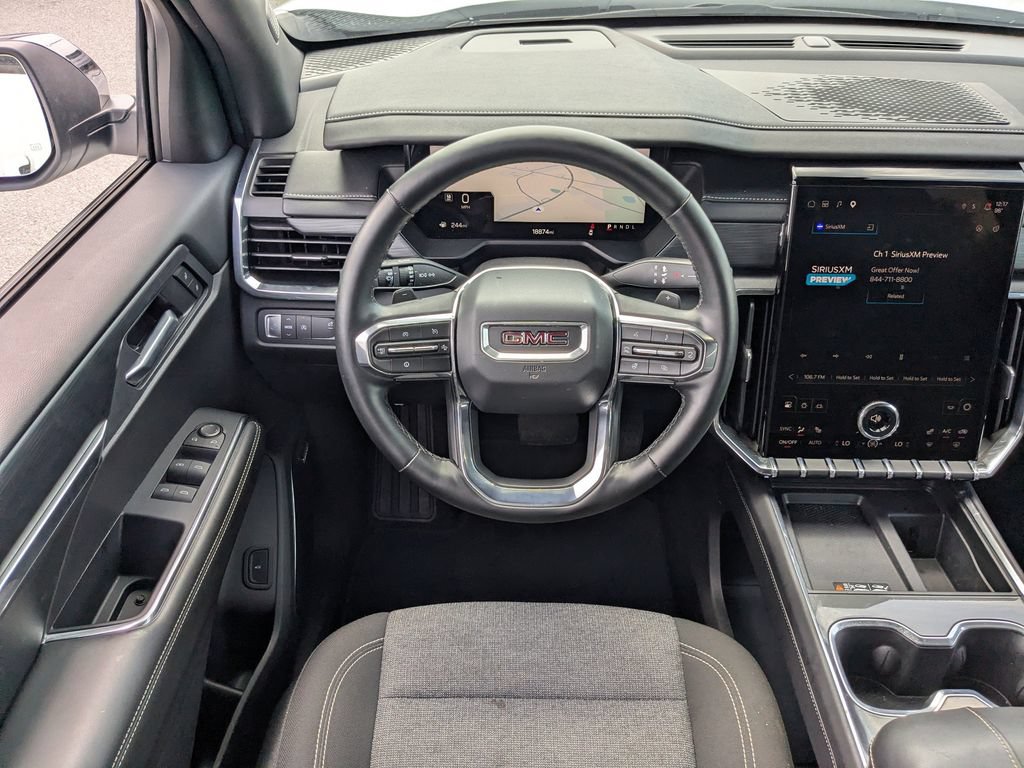 Used 2025 GMC Acadia Elevation FWD image 18
