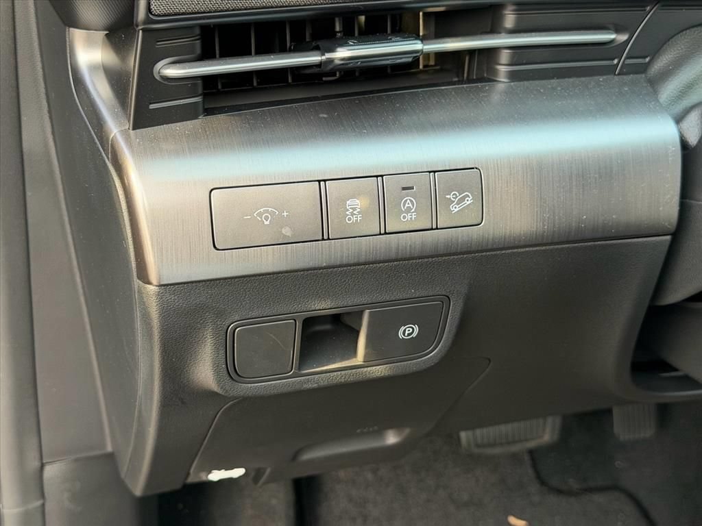 New 2026 Hyundai Kona SE AWD/4WD image 17