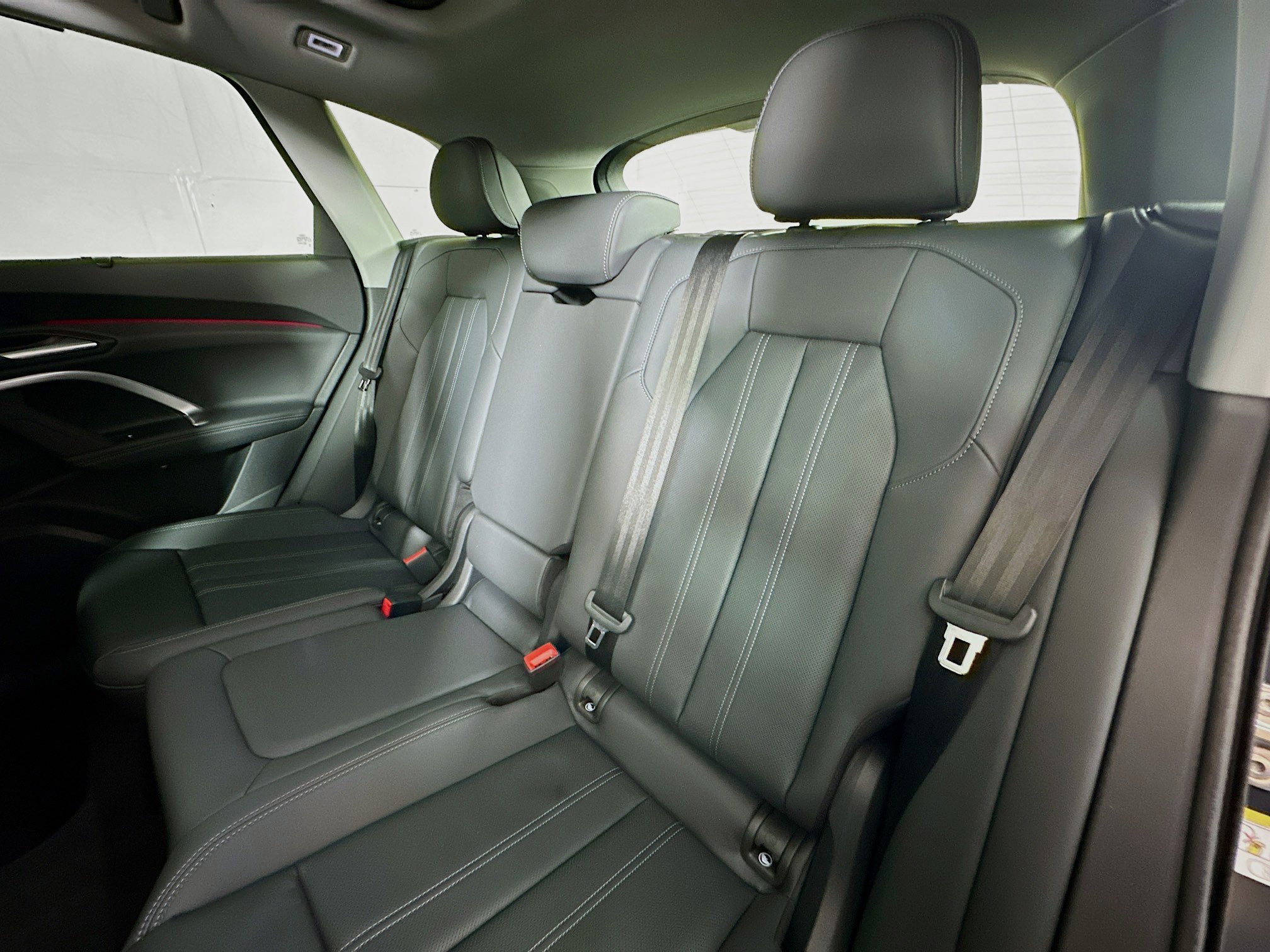 Certified 2025 Audi Q5 Premium Plus image 24