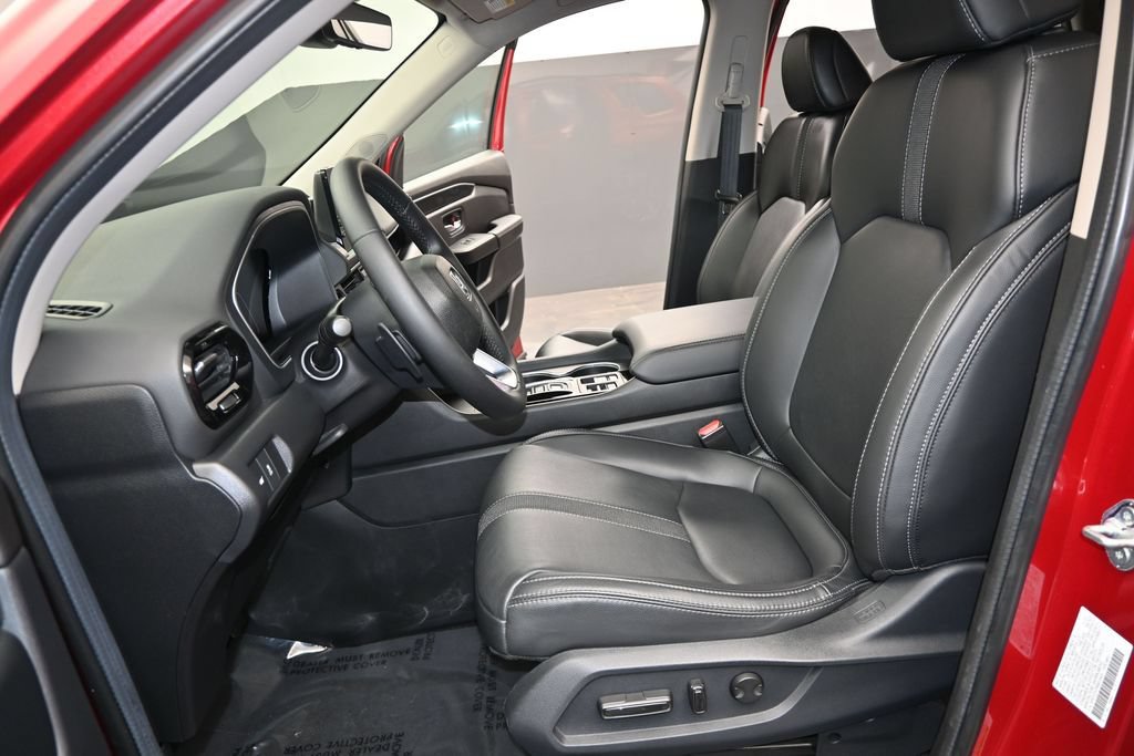 Used 2024 Honda Pilot Touring image 15