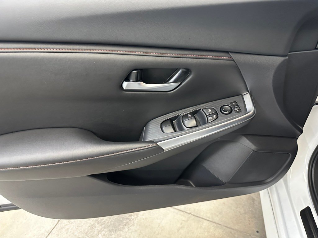 Used 2025 Nissan Sentra SR FWD image 7